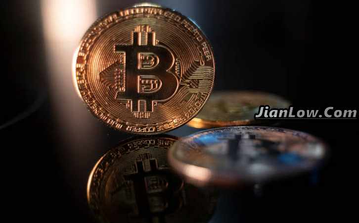 比特币跌至26000美元，加密货币市场波动加剧插图